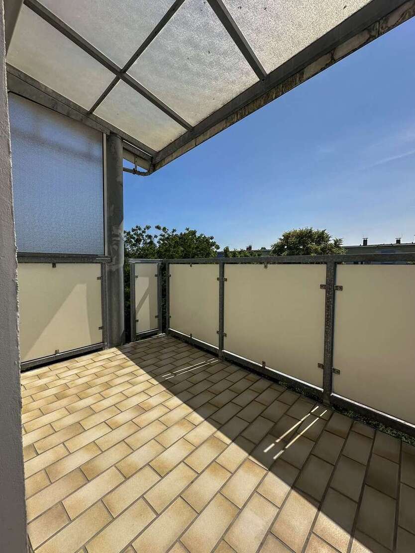 7,22 % Sollrendite - Frisch sanierte 3-Zimmer-Wohnung mit Balkon im Leipziger Neuseenland 3 zimmer