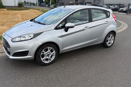 Ford Fiesta 34.951 km 5.900 &euro; Übach-Palenberg 52531