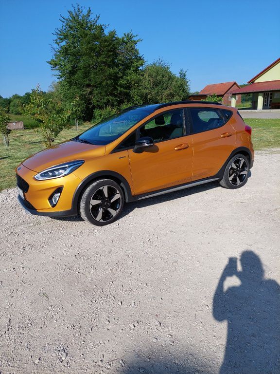 Ford Fiesta 91.500 km 11.600 € Schlammersdorf 91352