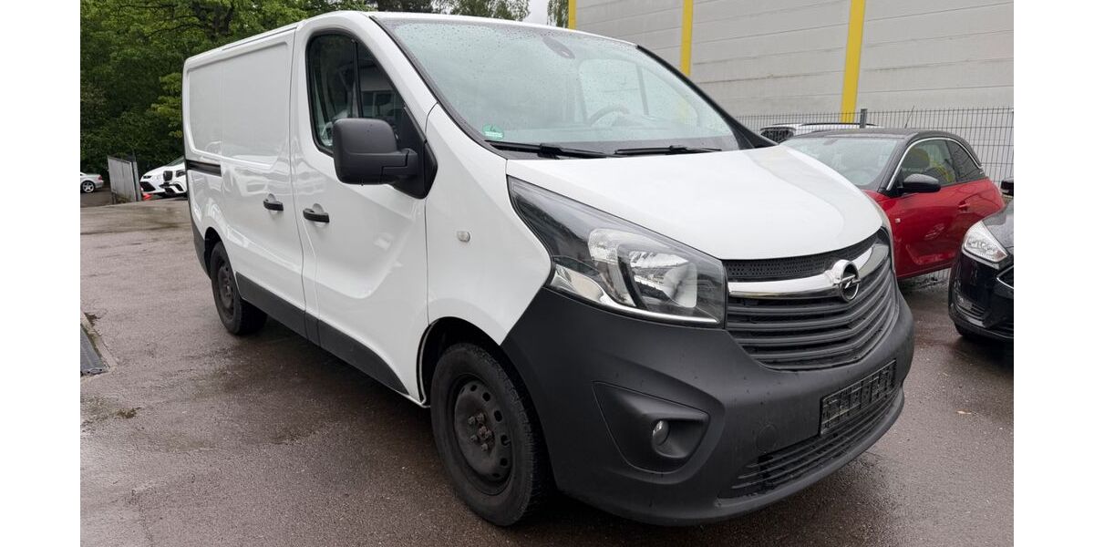 Opel Vivaro 180.000 km 8.490 &euro; Schwabach 91126