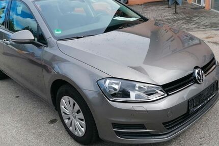VW Golf 21.980 km 9.680 &euro; Landshut 84034