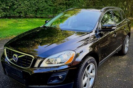 Volvo XC60 130.500 km 12.000 &euro; Hilter 49176