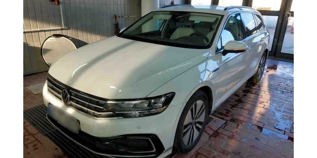 VW Passat 65.899 km 23.980 &euro; Neumünster 24537