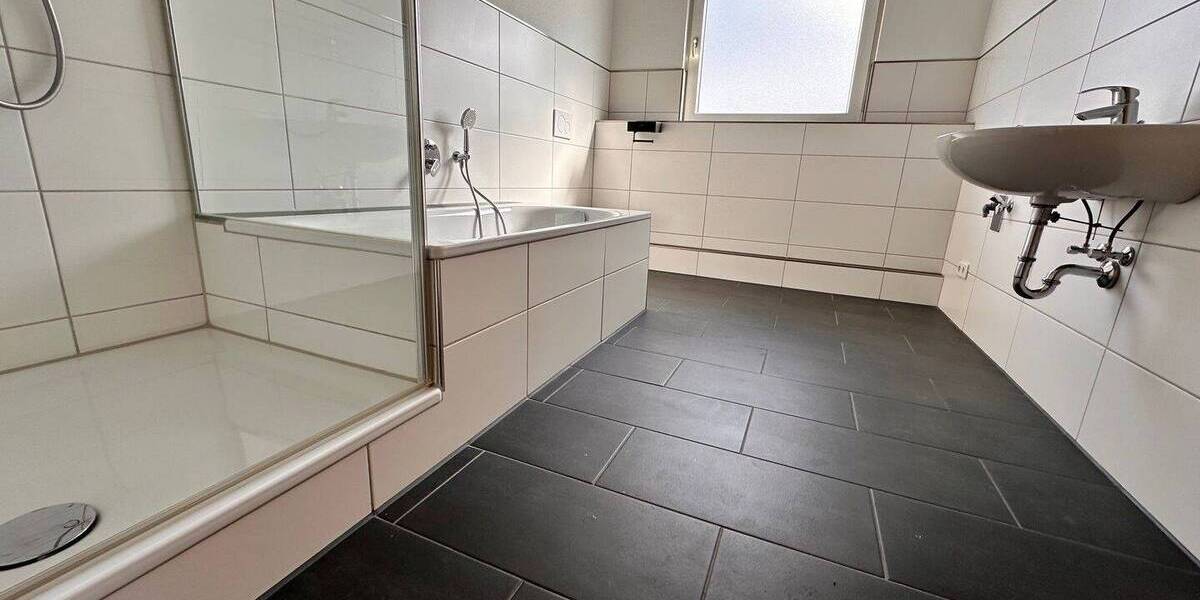 Etagenwohnung Herne Wanne - 3 Zimmer, 94 m&sup2;, 620&euro; | Angebot:24461506