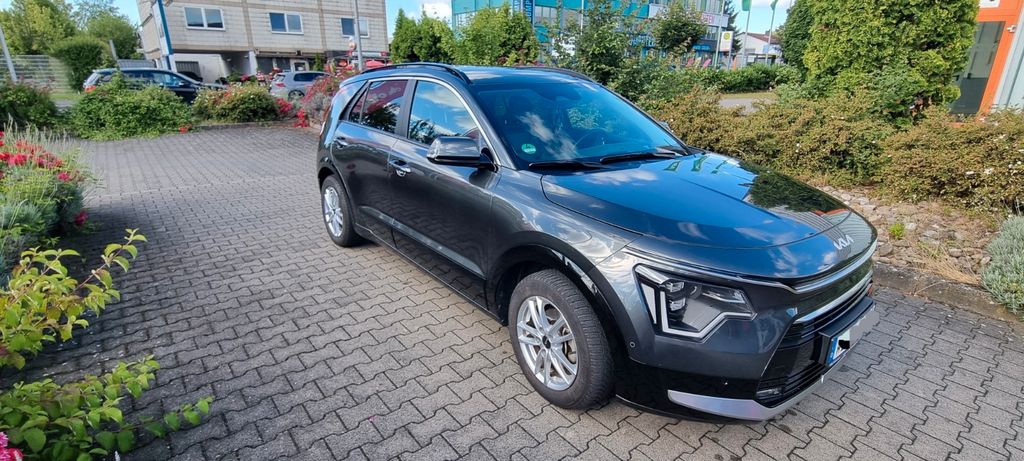 Kia Niro 45.500 km 25.900 &euro; Wiesbaden 65203