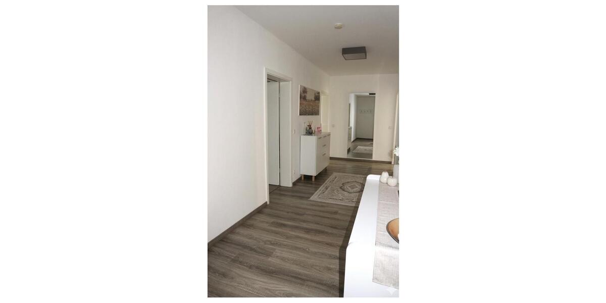 Etagenwohnung Baunatal - 4 Zimmer, 112 m&sup2;, 375.000&euro; | Angebot:26866333