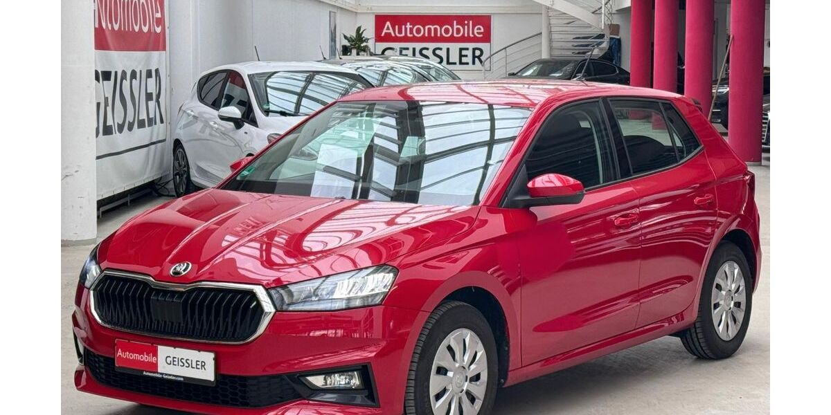 Skoda Fabia 5.352 km 14.990 &euro; Leipzig 04347