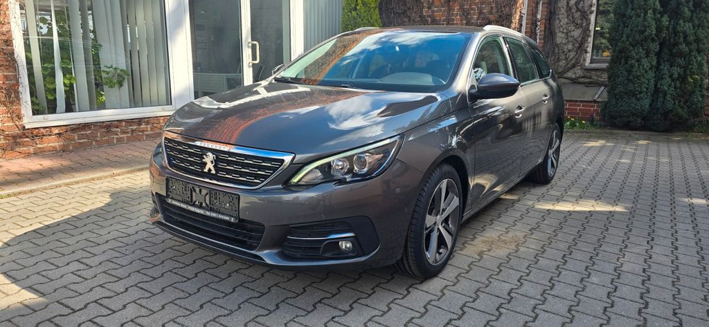Peugeot 308 119.000 km 9.949 &euro; Dresden OT Pappritz 01328