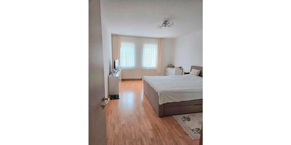 Etagenwohnung Kastellaun - 1 Zimmer, 102 m&sup2;, 178.000&euro; | Angebot:26862429