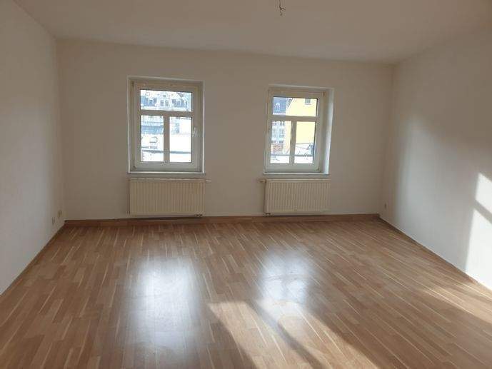 Zimmer Aue - 3 Zimmer, 80 m&sup2;, 400&euro; | Angebot:25681322