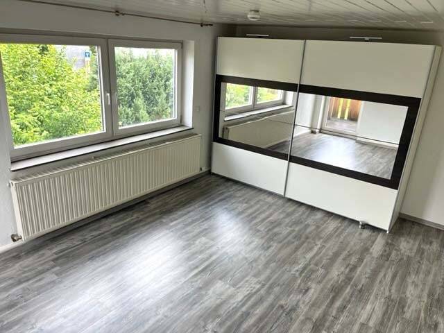 Mehrfamilienhaus, Wohnhaus Kulmbach Petzmannsberg - 9 Zimmer, 227 m&sup2;, 260.000&euro; | Angebot:26346499