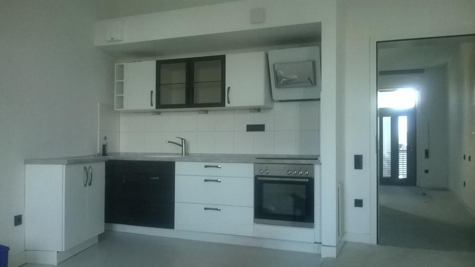 2-Raum Wohnung Altbau Fahrstuhl, Einbauküche, Stellplatz