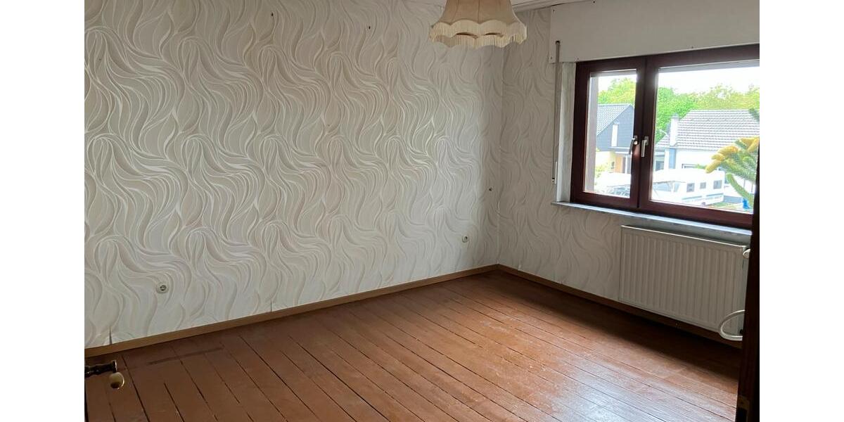 Reihenhaus Düren Mariaweiler-Hoven - 7 Zimmer, 115 m&sup2;, 250.000&euro; | Angebot:26544760