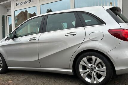 Mercedes-Benz B 180 71.457 km 17.999 &euro; Schwalmstadt 2 34613