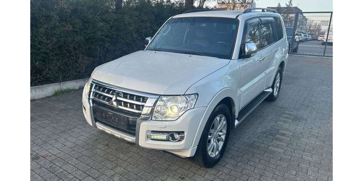 Mitsubishi Pajero 160.000 km 24.999 &euro; Berlin 13581