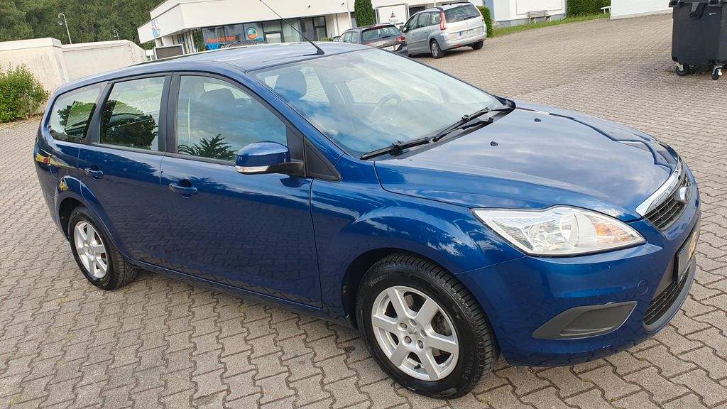 Ford Focus 50.323 km 4.950 &euro; Mühlacker / Enzberg 75417