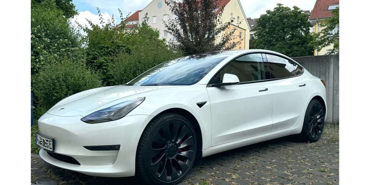 Tesla Model 3 55.000 km 30.900 &euro; Frankfurt am Main 60528