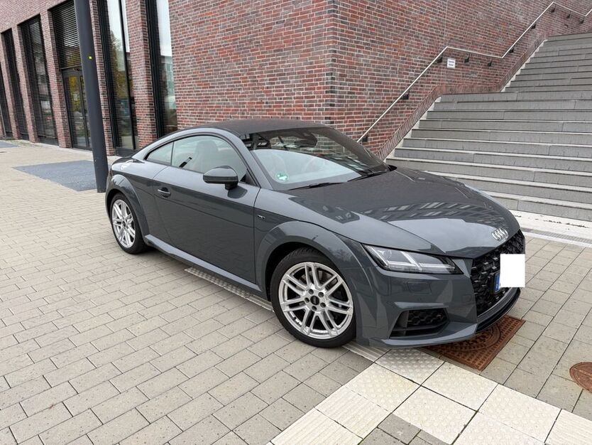 Audi TT 48.000 km 37.000 € Stuttgart 70469