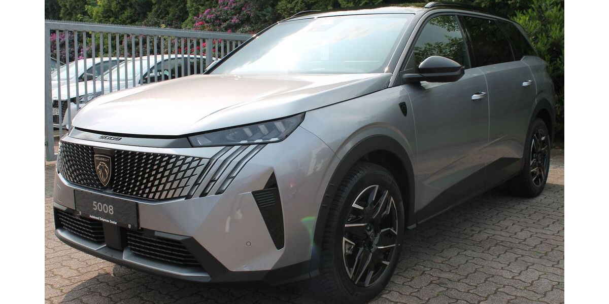 Peugeot 5008 5.500 km 43.890 &euro; Goslar 38644
