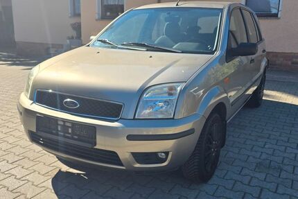 Ford Fusion 118.800 km 2.450 &euro; Dresden OT Pappritz 01328