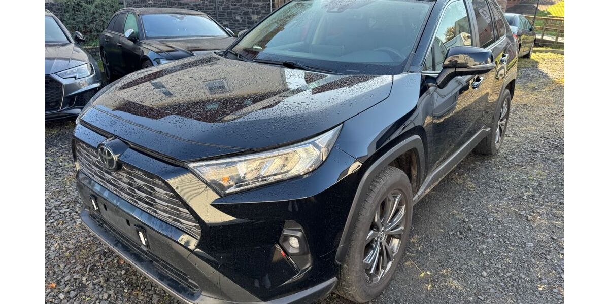 Toyota RAV 4 29.000 km 28.800 € Grebenau - Schwarz 36323