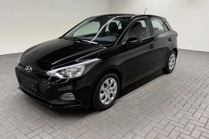 Hyundai i20 32.070 km 13.980 &euro; Langenweddingen 39171