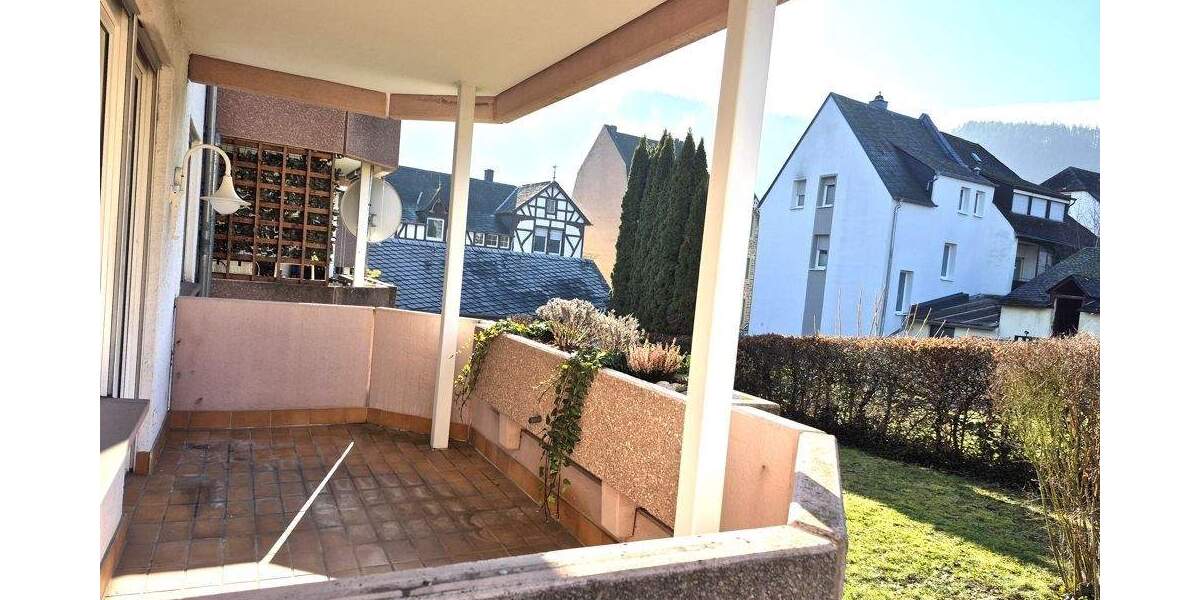 Etagenwohnung Traben-Trarbach / Traben Traben - 3 Zimmer, 81 m&sup2;, 170.000&euro; | Angebot:25695467