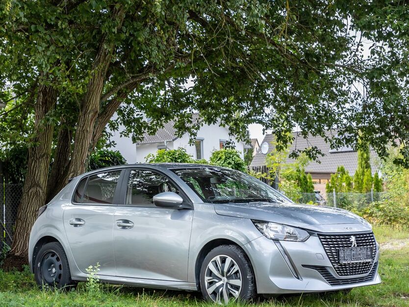 Peugeot 208 216.000 km 7.735 € Aldingen 78554
