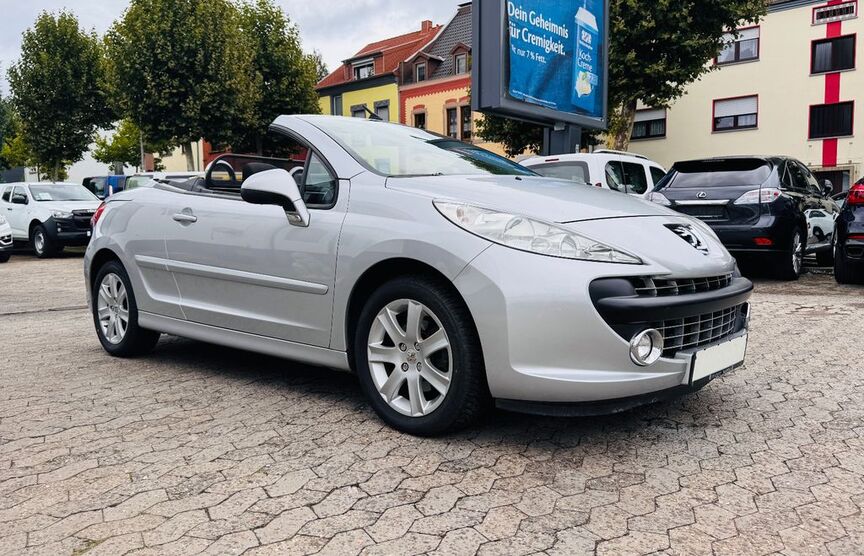 Peugeot 207 48.000 km 5.900 € Saarbrücken 66115