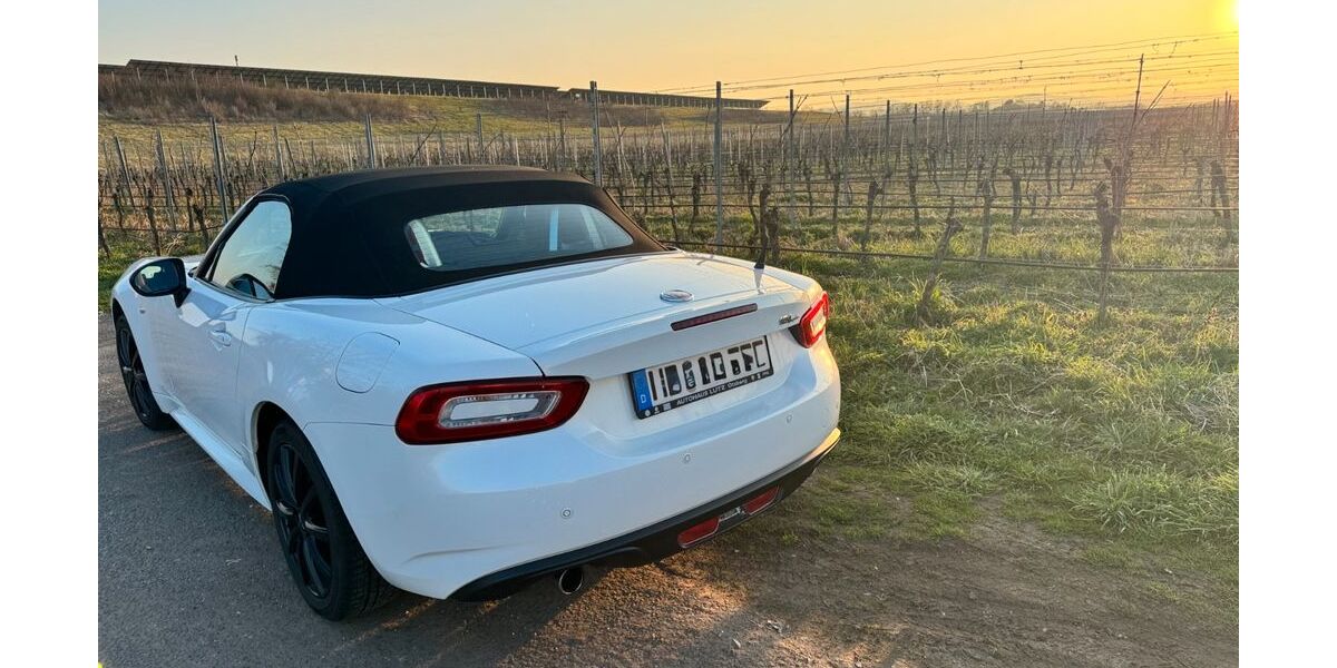 Fiat 124 Spider 64.000 km 18.900 &euro; Maxdorf 67133