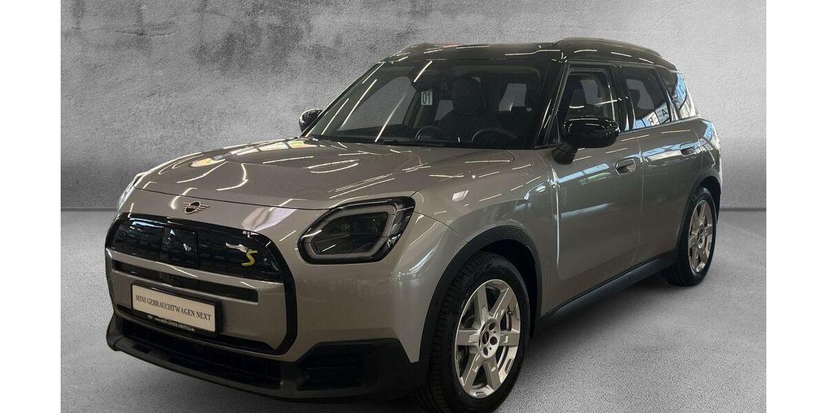 Mini Countryman SE (Cooper) 12.263 km 38.389 &euro; Krefeld 47800