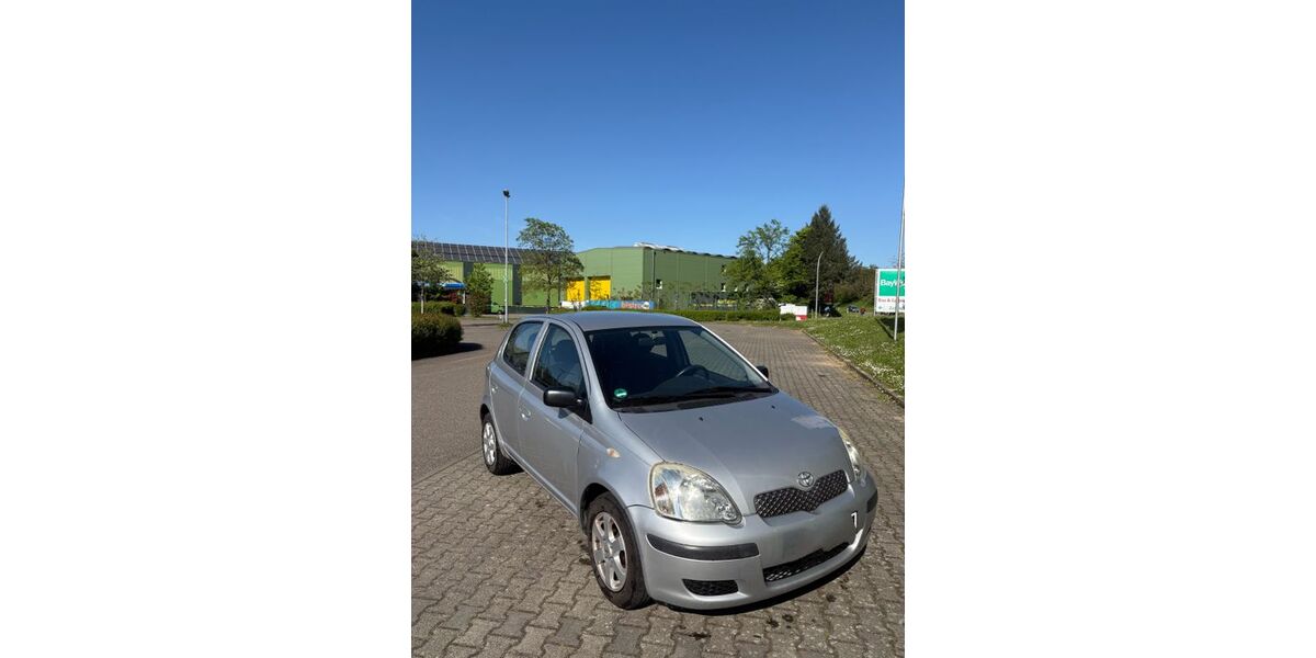 Toyota Yaris 116.900 km 2.900 &euro; Ehrenkirchen 79238