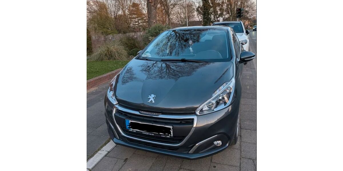 Peugeot 208 63.800 km 4.990 &euro; Bergheim 50126