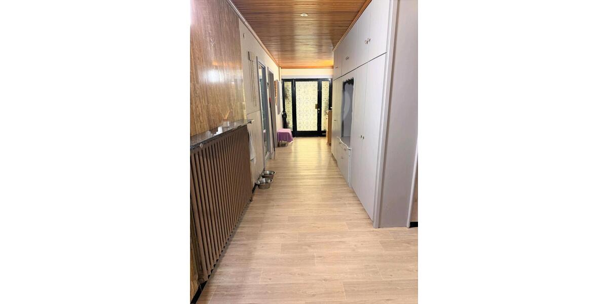 Einfamilienhaus Heusweiler - 8 Zimmer, 200 m&sup2;, 265.000&euro; | Angebot:26956394