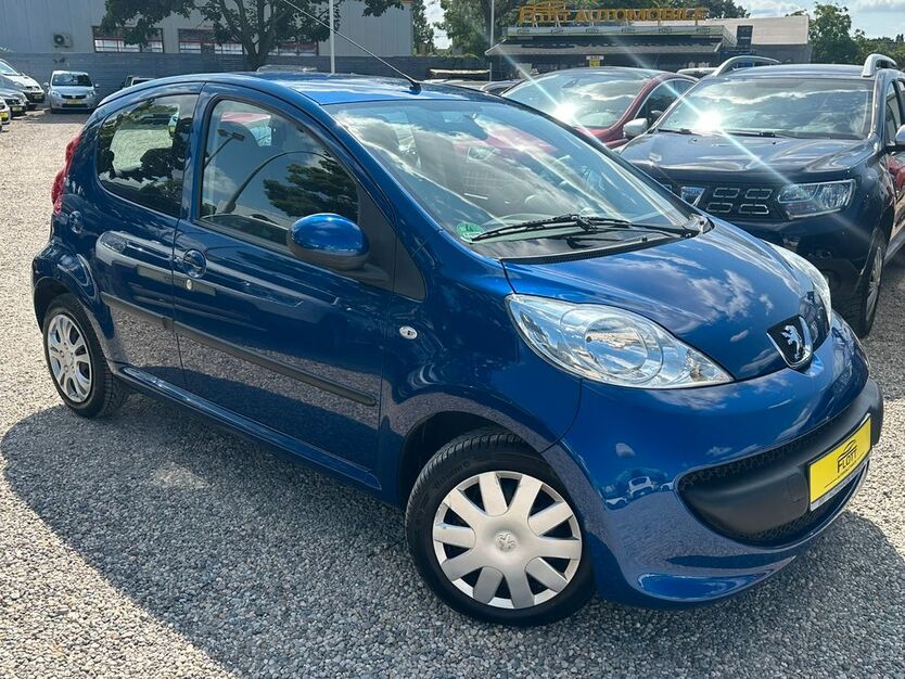 Peugeot 107 41.547 km 4.490 € Berlin 13089