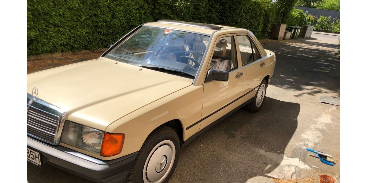 Mercedes-Benz 190 148.000 km 8.900 &euro; Ostfildern 73760