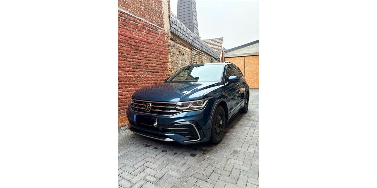 VW Tiguan 74.000 km 28.800 &euro; Vettweiss 52391