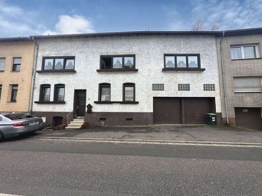 Haus zum Kaufen in Wadgassen 115.000 € 140 m²