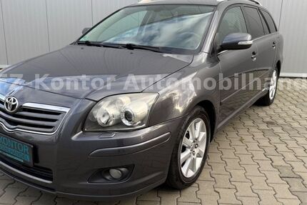 Toyota Avensis 192.500 km 2.880 € Dresden 01237