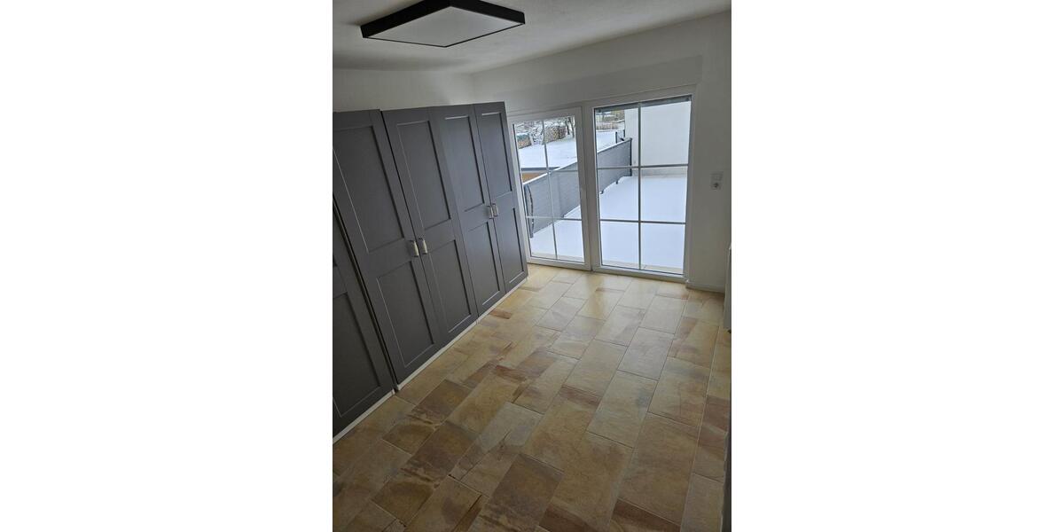 Einfamilienhaus Hundsangen - 6 Zimmer, 200 m&sup2;, 1.400&euro; | Angebot:24751486