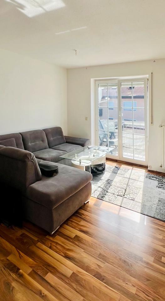 SCHÖNE SINGLEWohnung IN RUHSTORF