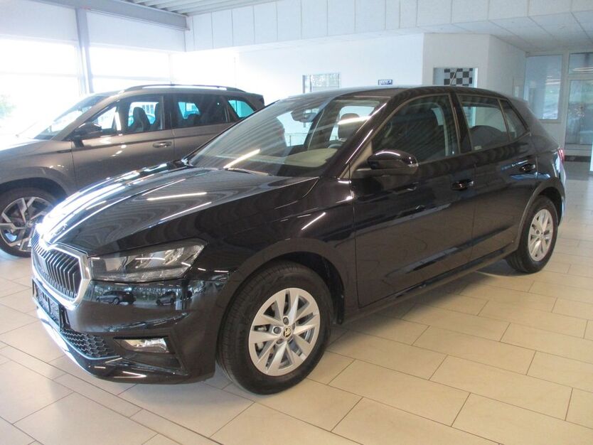 Skoda Fabia 7.730 km 17.990 € Perleberg 19348