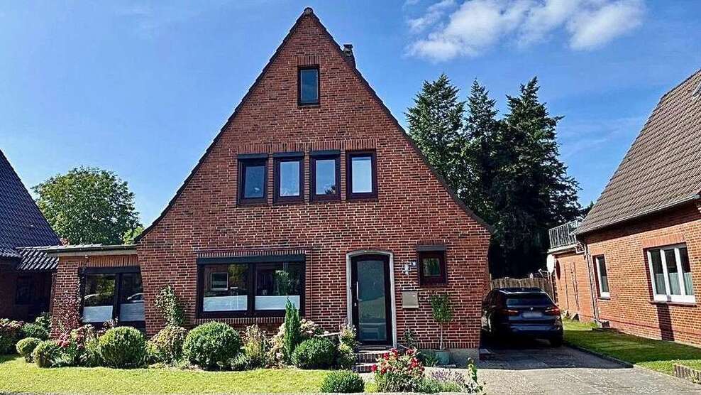 Haus zum Kaufen in Heide 330.000 € 100 m²