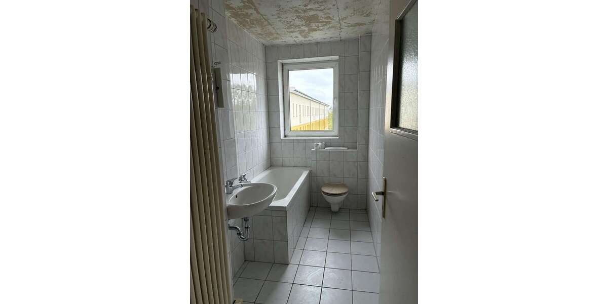 Etagenwohnung Dessau-Roßlau Roßlau - 2 Zimmer, 49 m&sup2;, 413&euro; | Angebot:26394725