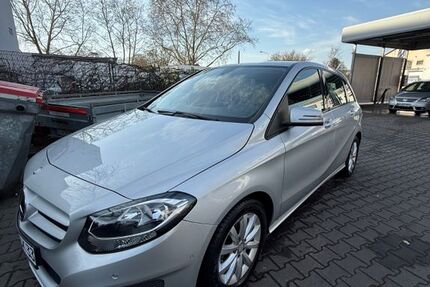 Mercedes B 180