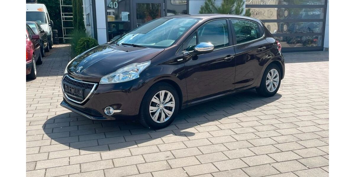 Peugeot 208 130.000 km 1.999 &euro; Urbach (30km östlich von Stuttgart) 73660