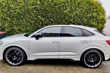 Audi RSQ3