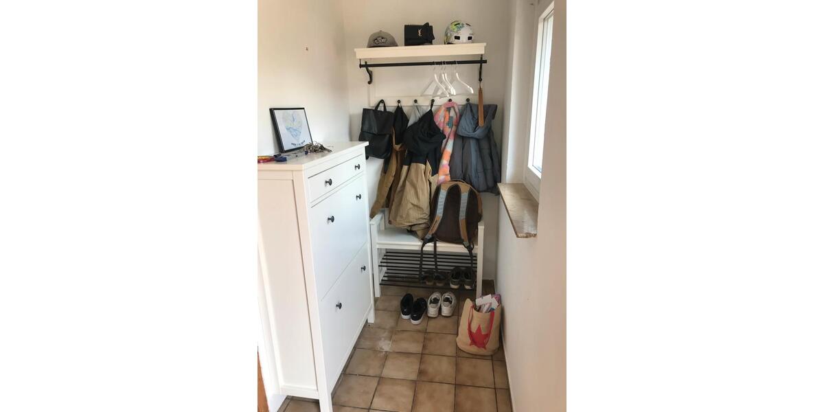 Dachgeschoßwohnung Buxtehude - 4 Zimmer, 95 m&sup2;, 750&euro; | Angebot:25045270