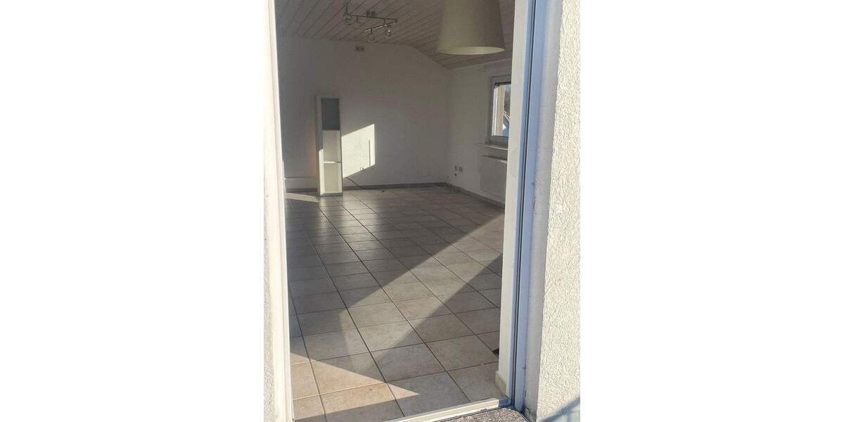 Etagenwohnung Korntal - 3 Zimmer, 75 m&sup2;, 265.000&euro; | Angebot:25630481