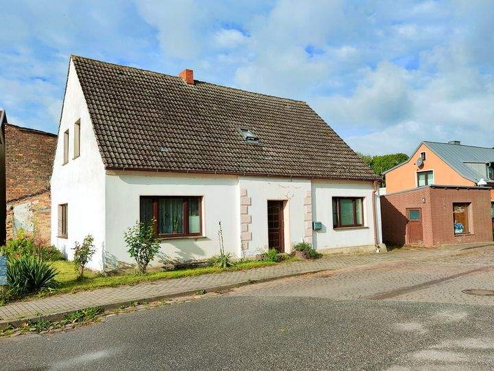 Einfamilienhaus Altenkirchen - 6 Zimmer, 159 m&sup2;, 199.000&euro; | Angebot:25708118